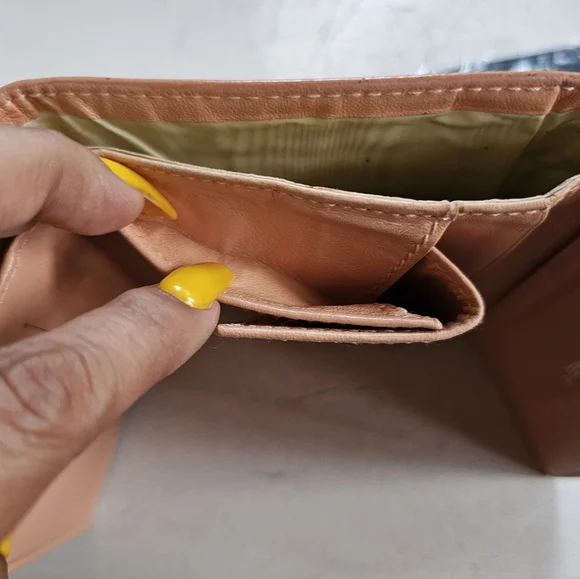 Chanel Vintage Chocolate Bar Trifold Wallet - Picture 16 of 17